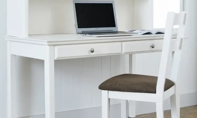 Meja kerja dengan rak, Sumber: griyamebel.com