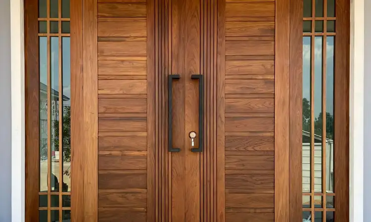 Pintu kayu dua daun, Sumber: pintujepara.com