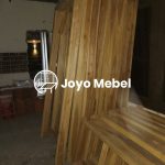 Pembuatan kusen pintu dan jendela di Kalasan, Sumber: doc pribadi